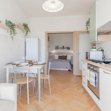 H11 Casa Armonia Vista Mare - * 산레모